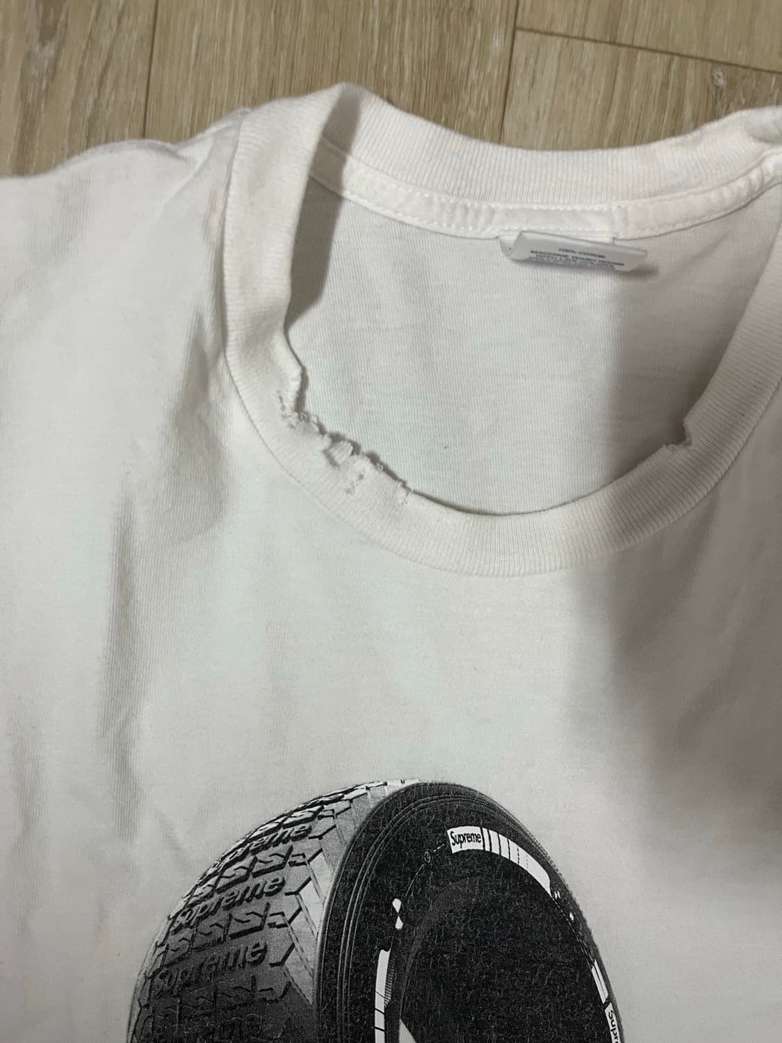 슈프림 타이어 티셔츠 상품이미지2
