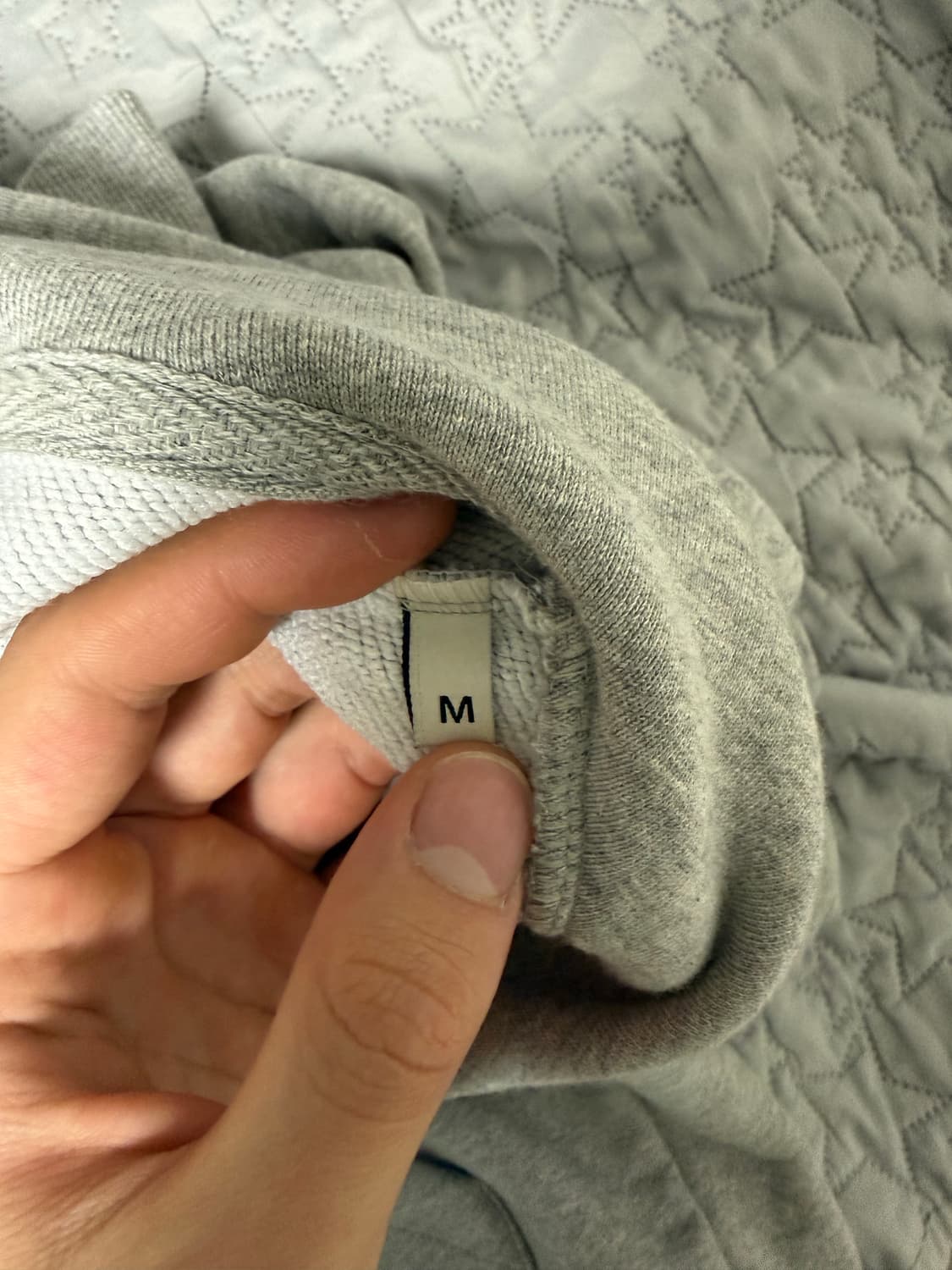 아미 후드티 팔아요! 2번착용 상품이미지3