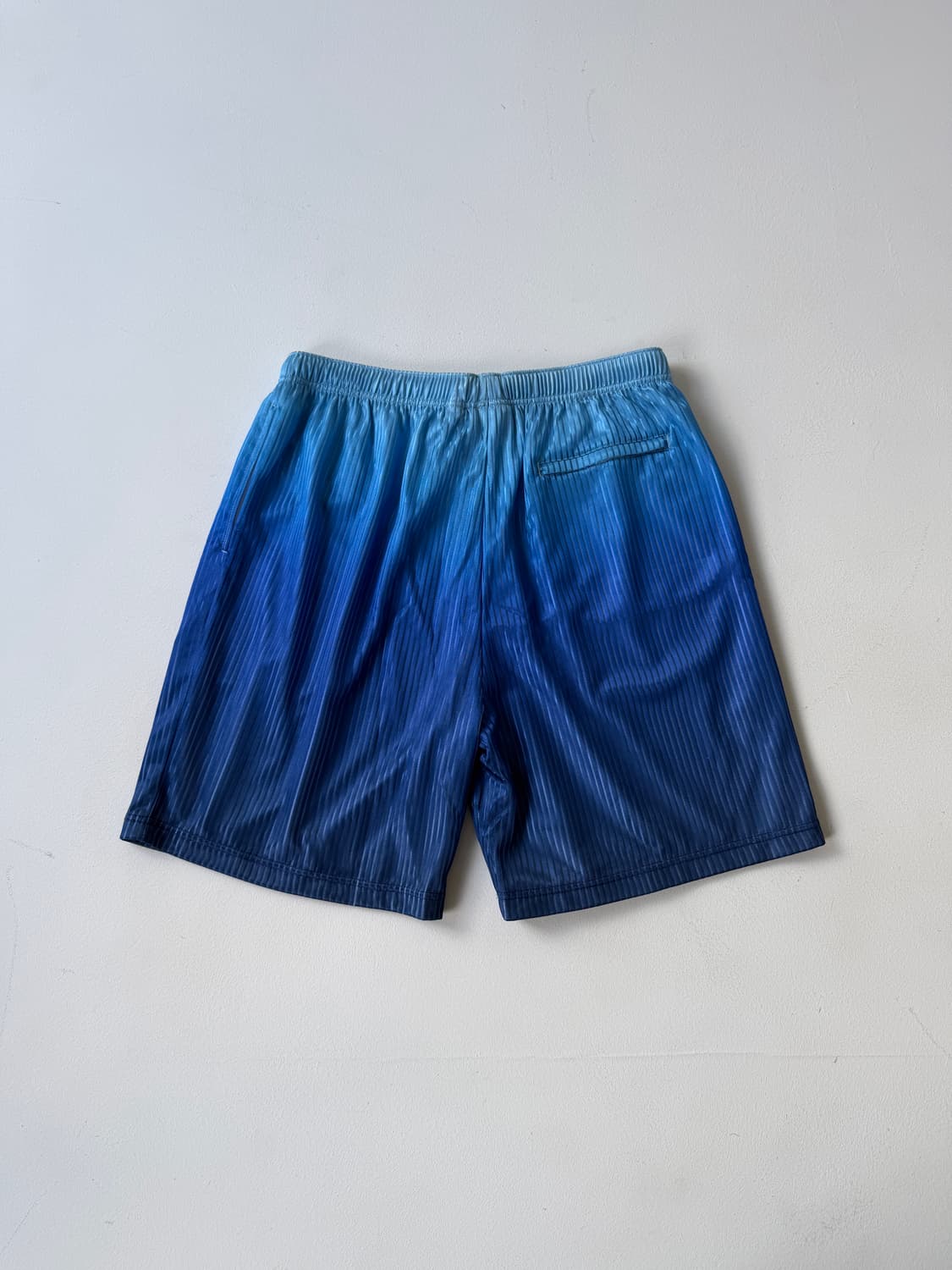 Supreme Gradient Mesh Short 상품이미지5