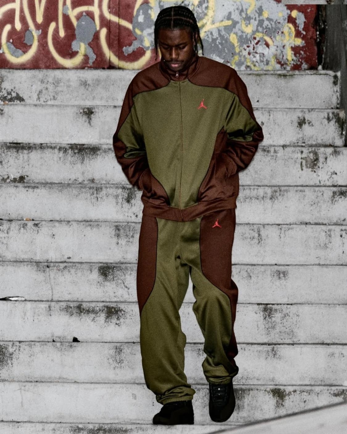 슈프림 x 조던 트리콧 트랙 팬츠 올리브 바지 상품이미지3