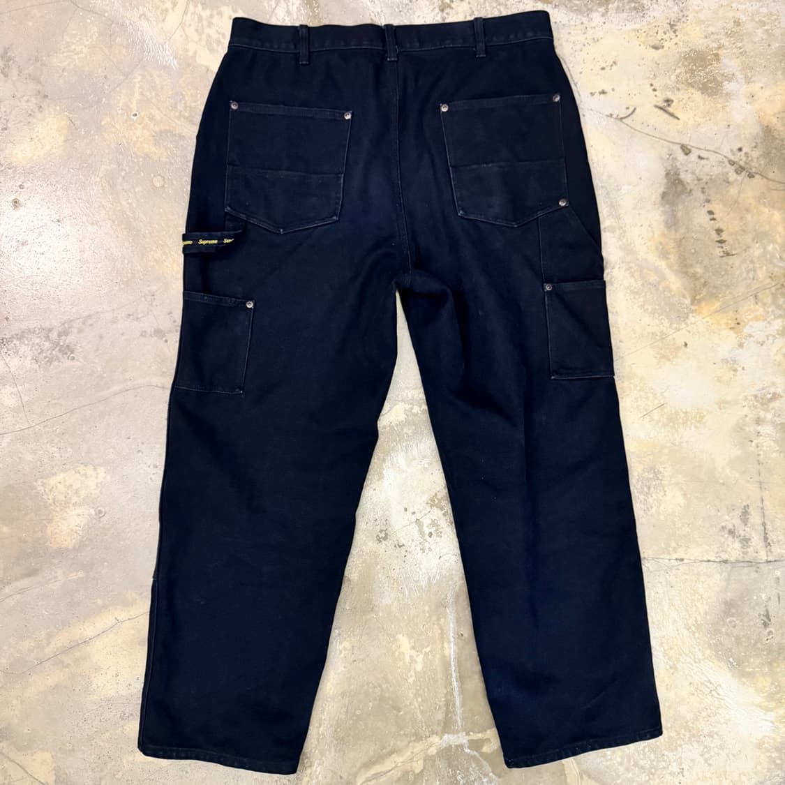 슈프림 더블니 페인터 팬츠 블랙 - 24SS 상품이미지2