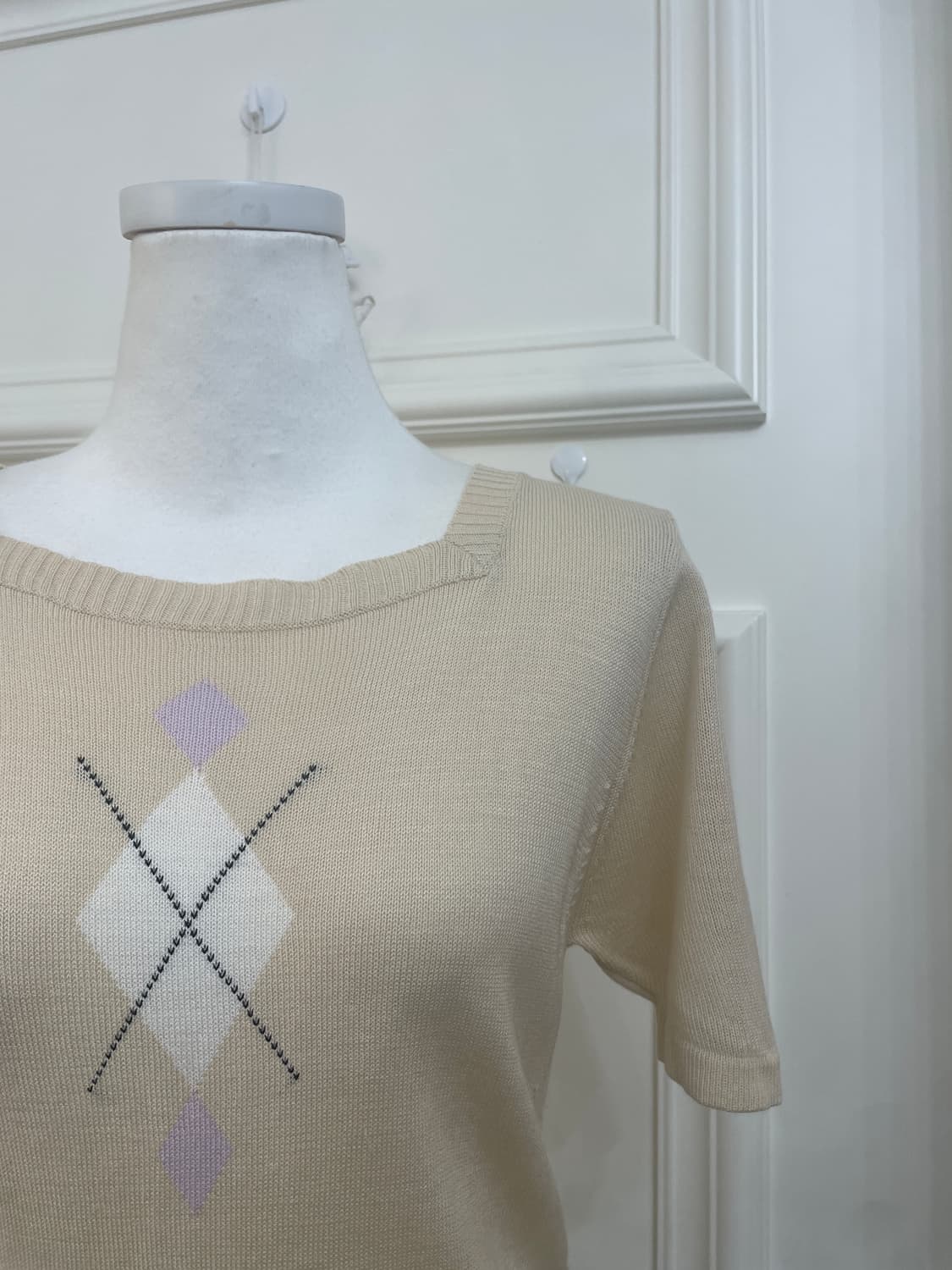 beige argyle point square-neck knit top 상품이미지6