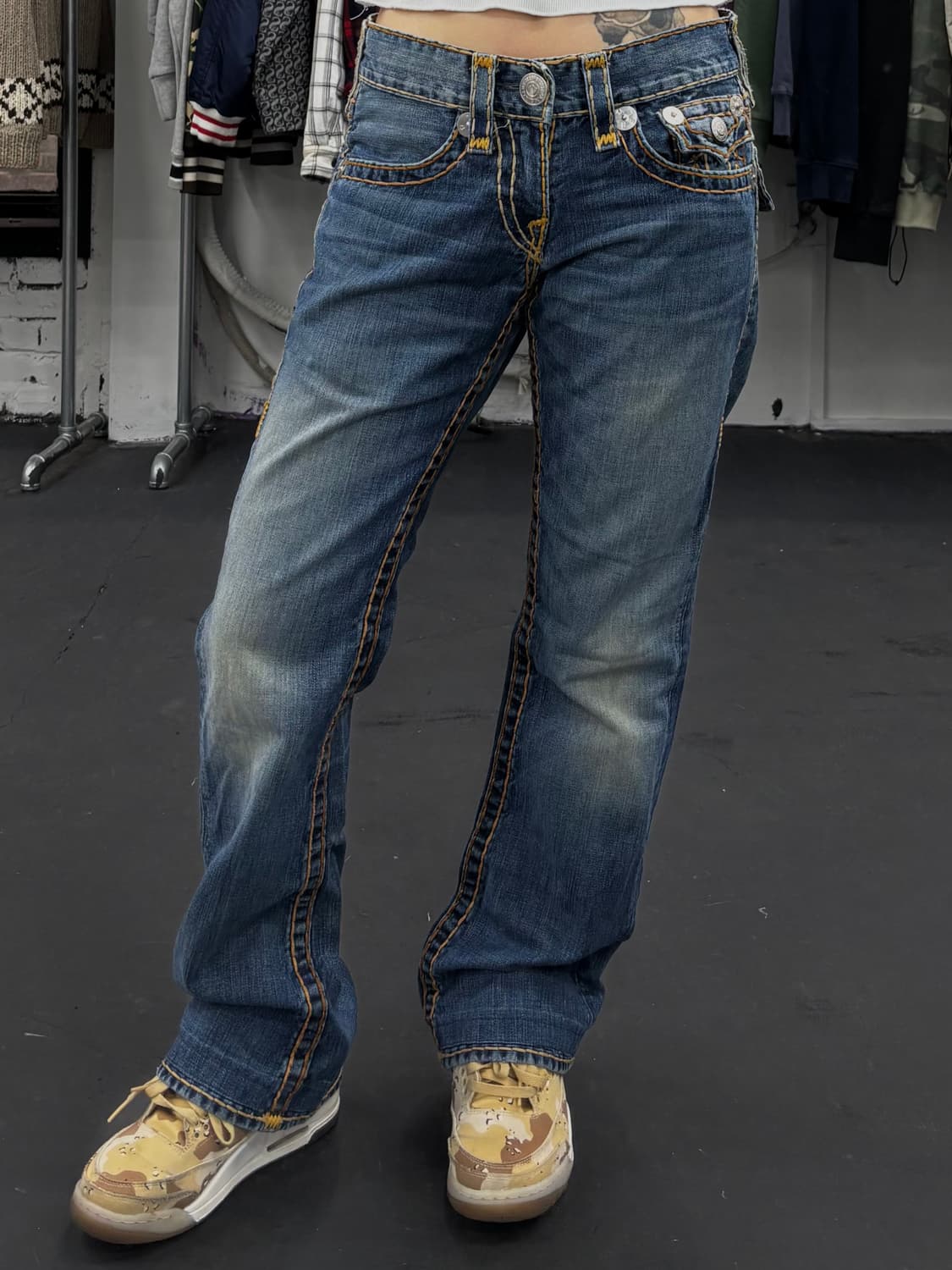 트루릴리전 슈퍼티 데님팬츠 상품이미지3