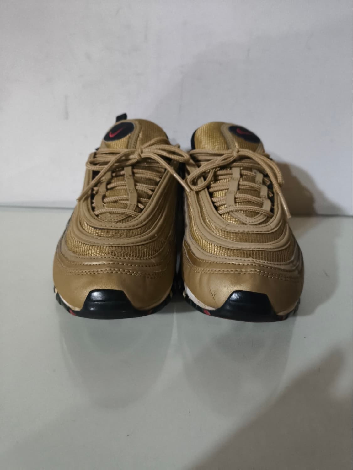 280mm 나이키 에어맥스97 골드 운동화 상품이미지3