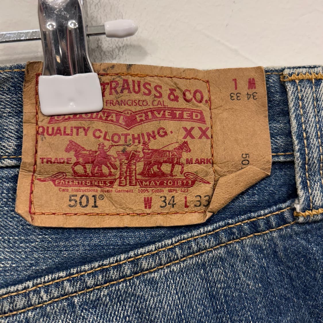 리바이스 501 레귤러핏 버튼플라이 데님팬츠 상품이미지3