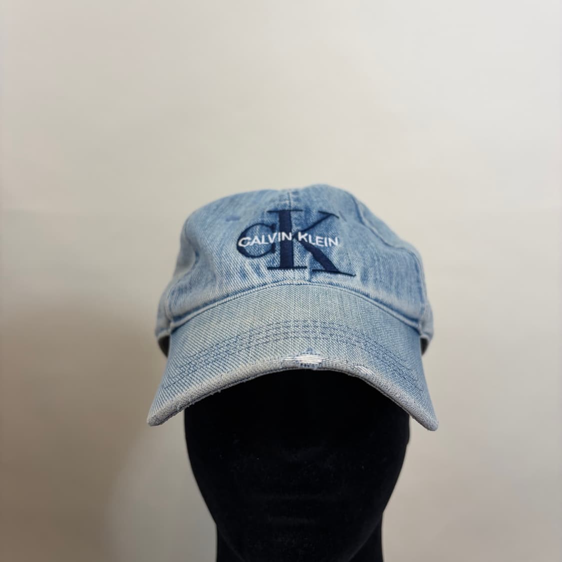 CALVIN KLEIN 캘빈클라인 빈티지 데님 볼캡  상품이미지1