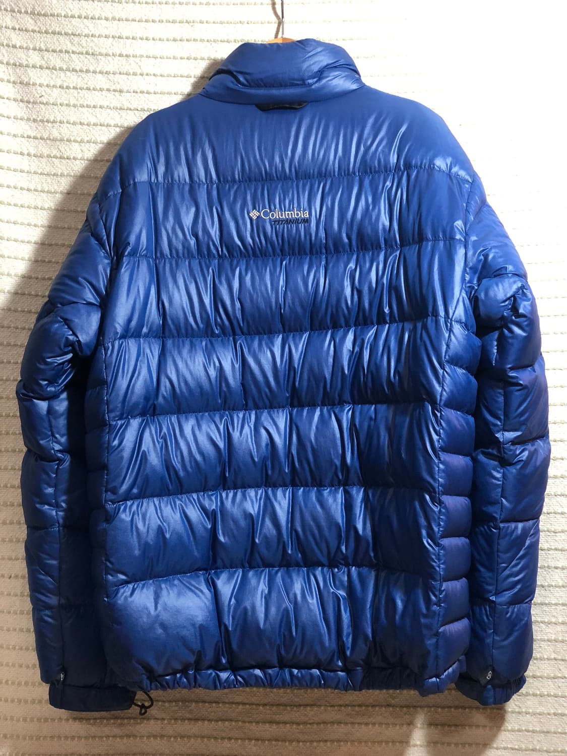 컬럼비아 티타늄 블루 구스 다운 경량 패딩 거위털 몽벨 맛 상품이미지2