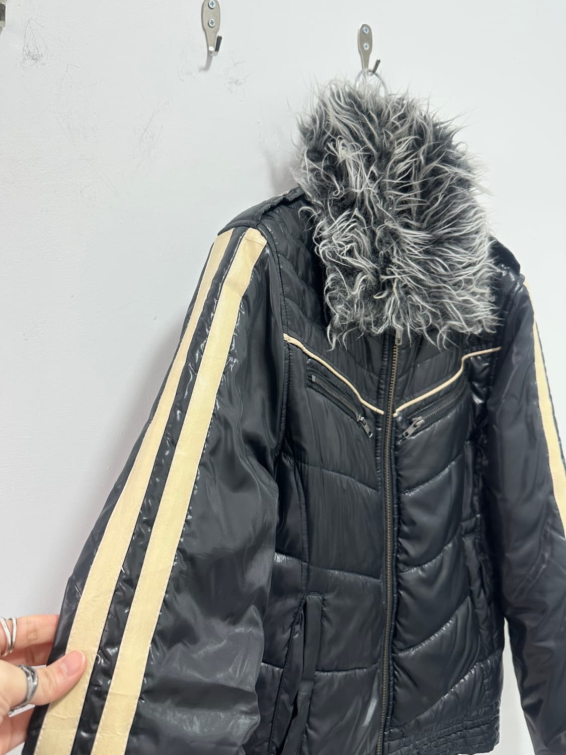 00s shaggy fur padded jacket 상품이미지5