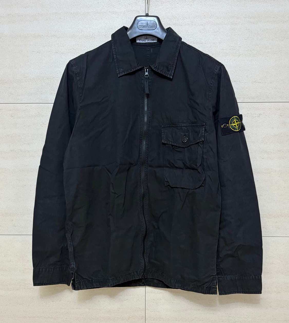 스톤아일랜드 올드이펙트 오버셔츠 블랙 상품이미지1