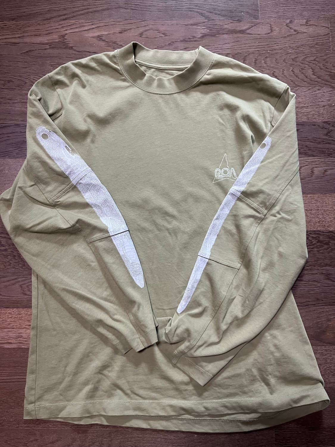 Roa 롱슬리브 m 상품이미지1