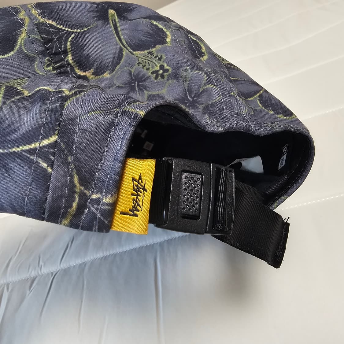 스투시 X 뉴에라 5패널 플로럴 캠프캡 모자 볼캡 스냅백 그레이쉬 퍼플 상품이미지6