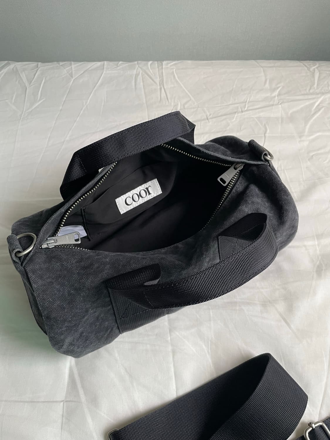 쿠어 피스 다이드 스몰 더플백 상품이미지3