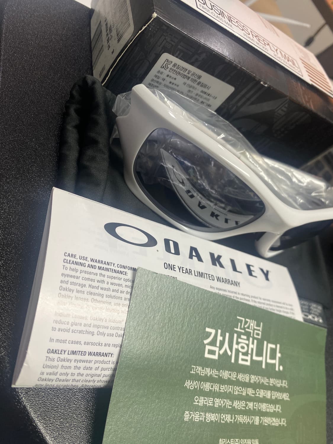 오클리 Pit Bull 핏불 아시안핏(oo9161) 화이트 상품이미지1