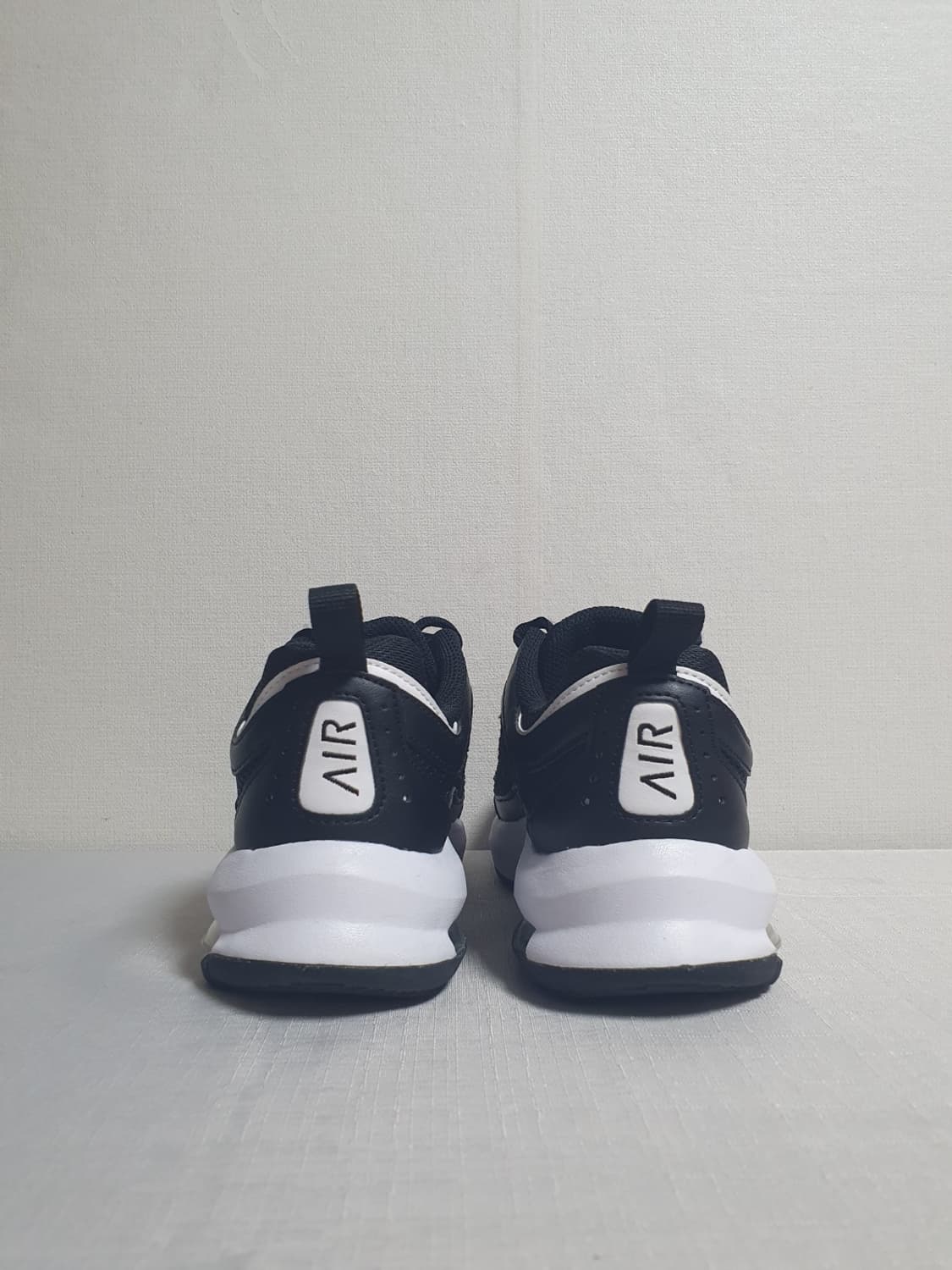 택포가 230mm 나이키 운동화 에어맥스 AP 블랙 상품이미지3