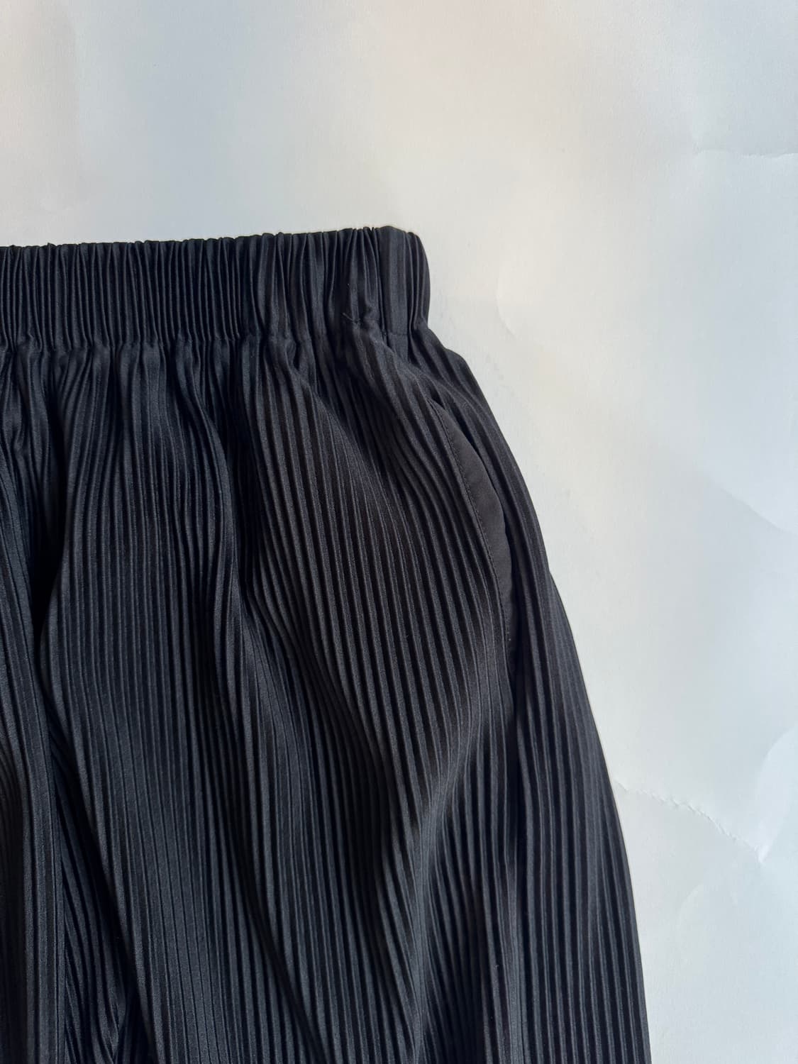 PLEATED MIDI SKIRT 상품이미지2