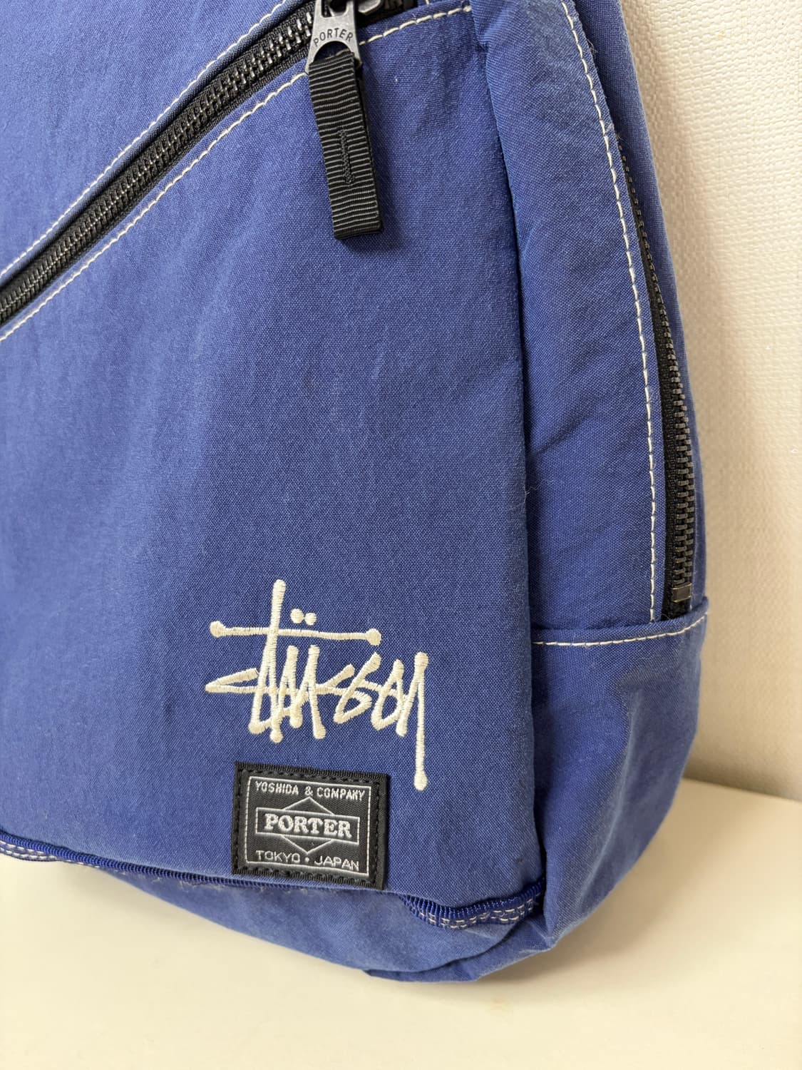 스투시 포터 슬링백 네이비 상품이미지3