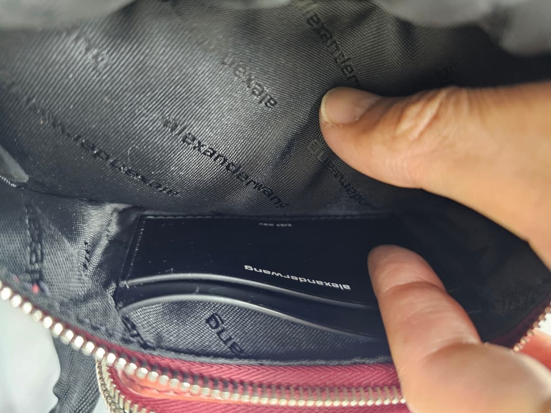 알렉산더왕메탈릭페블숄더백 상품이미지7