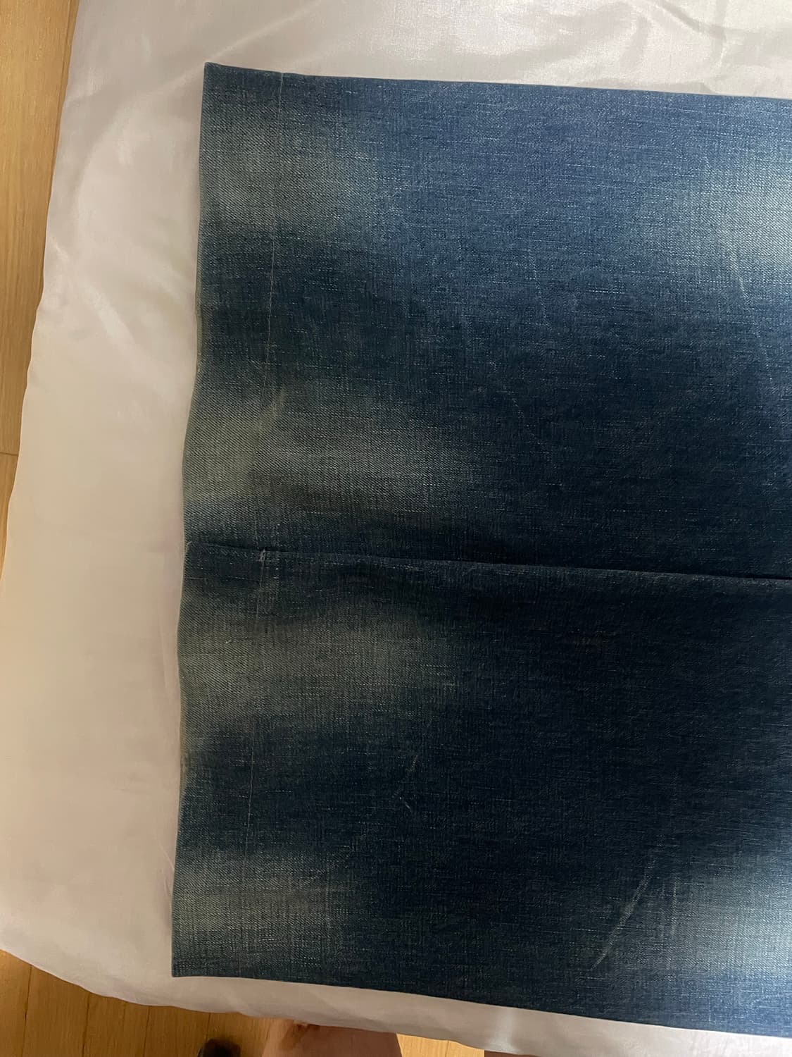 S) 발렌시아가 캣워싱 사각포켓 중청 데님  상품이미지6