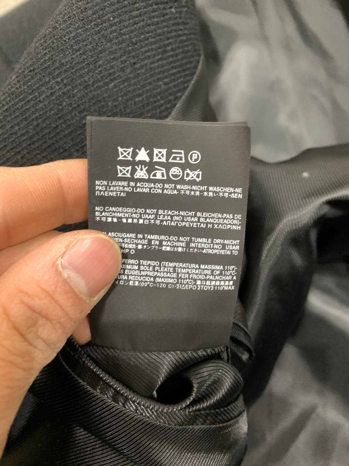 생로랑 13FW 벨벳라펠 체스터 코트 46 상품이미지6