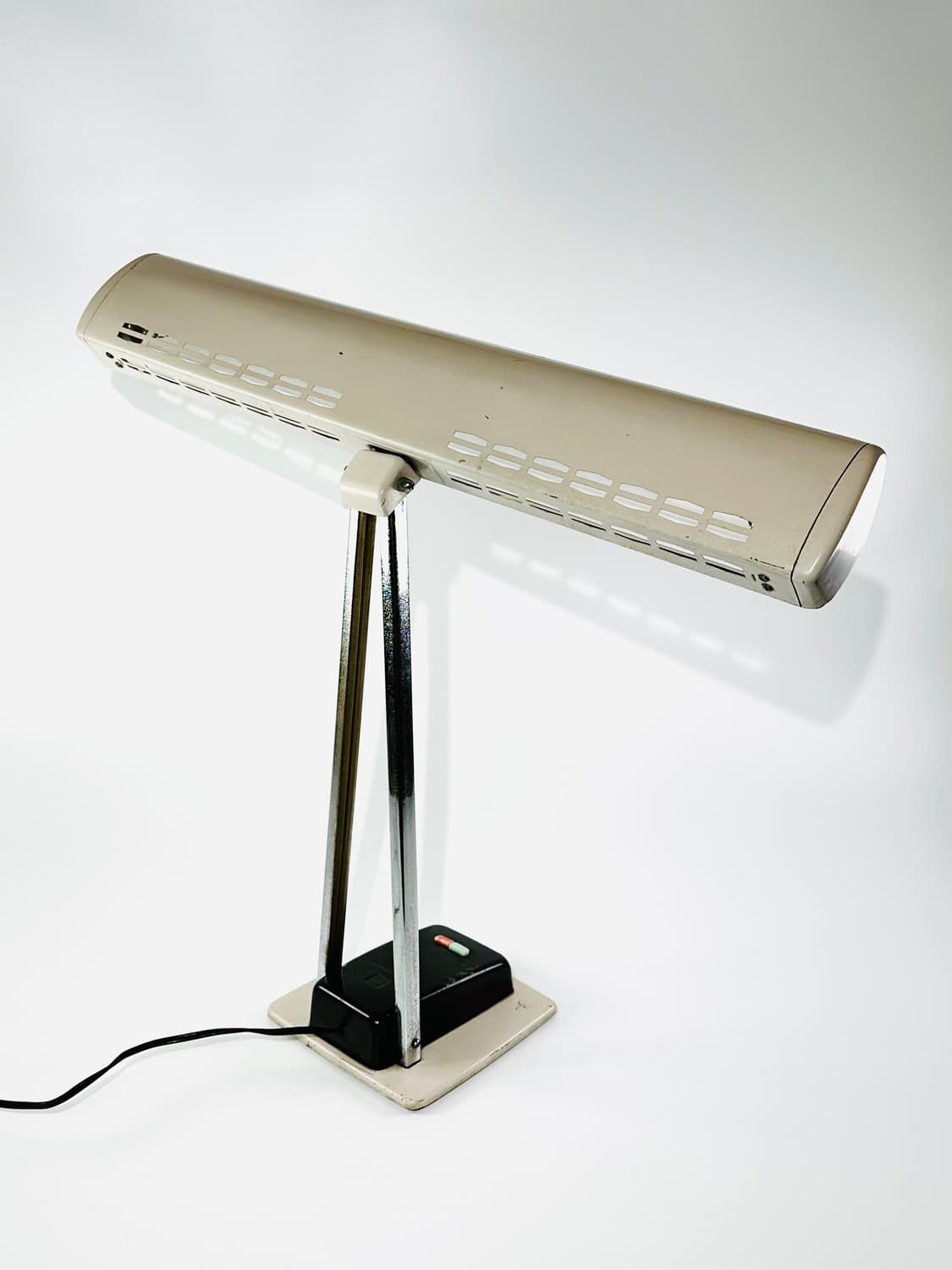 MITSUBISHI 빈티지 형광 탁상 스탠드 조명 상품이미지4