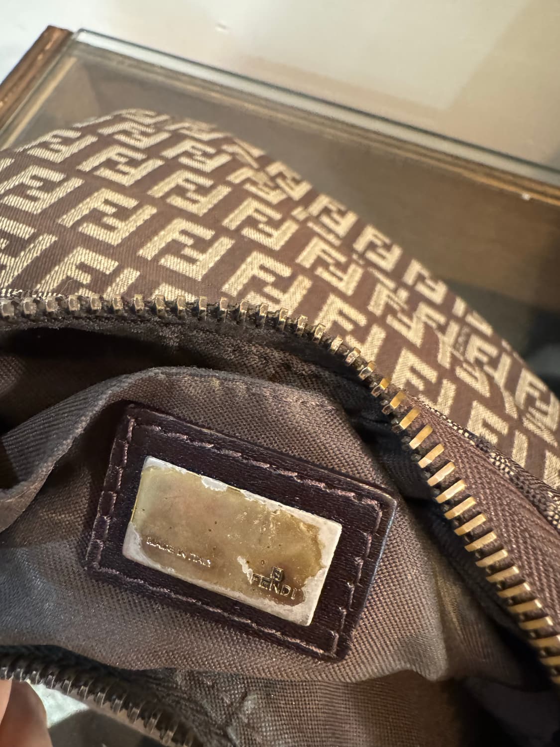 FENDI 펜디 주카 오이스터 숄더백 상품이미지8