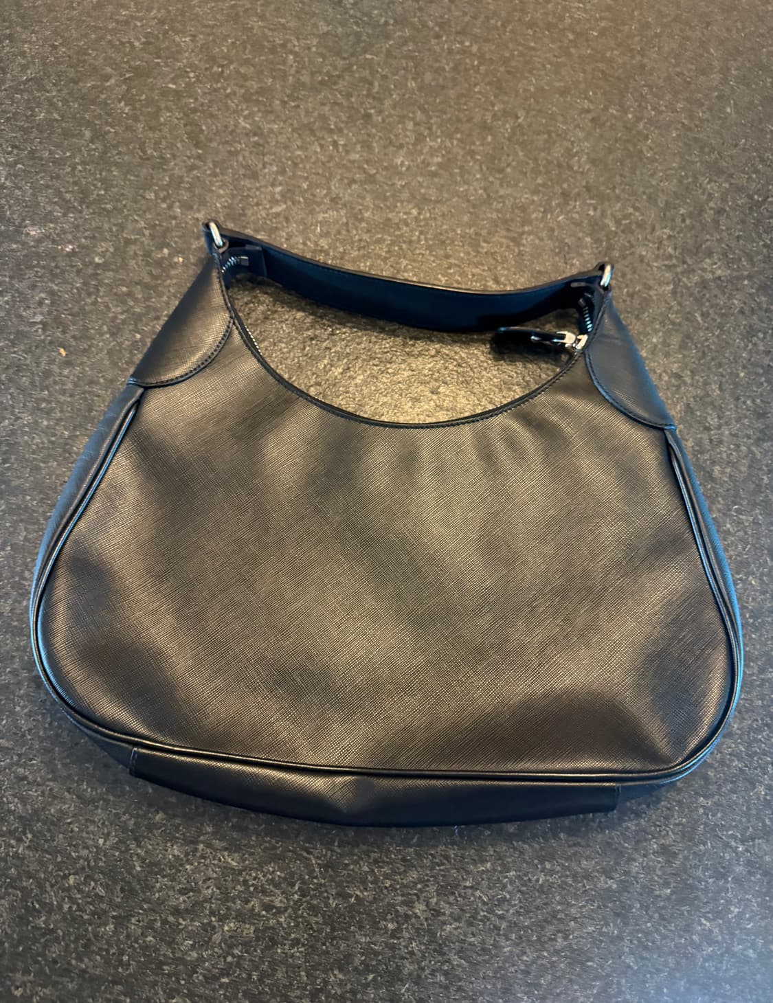  페라가모 숄더백 상품이미지2