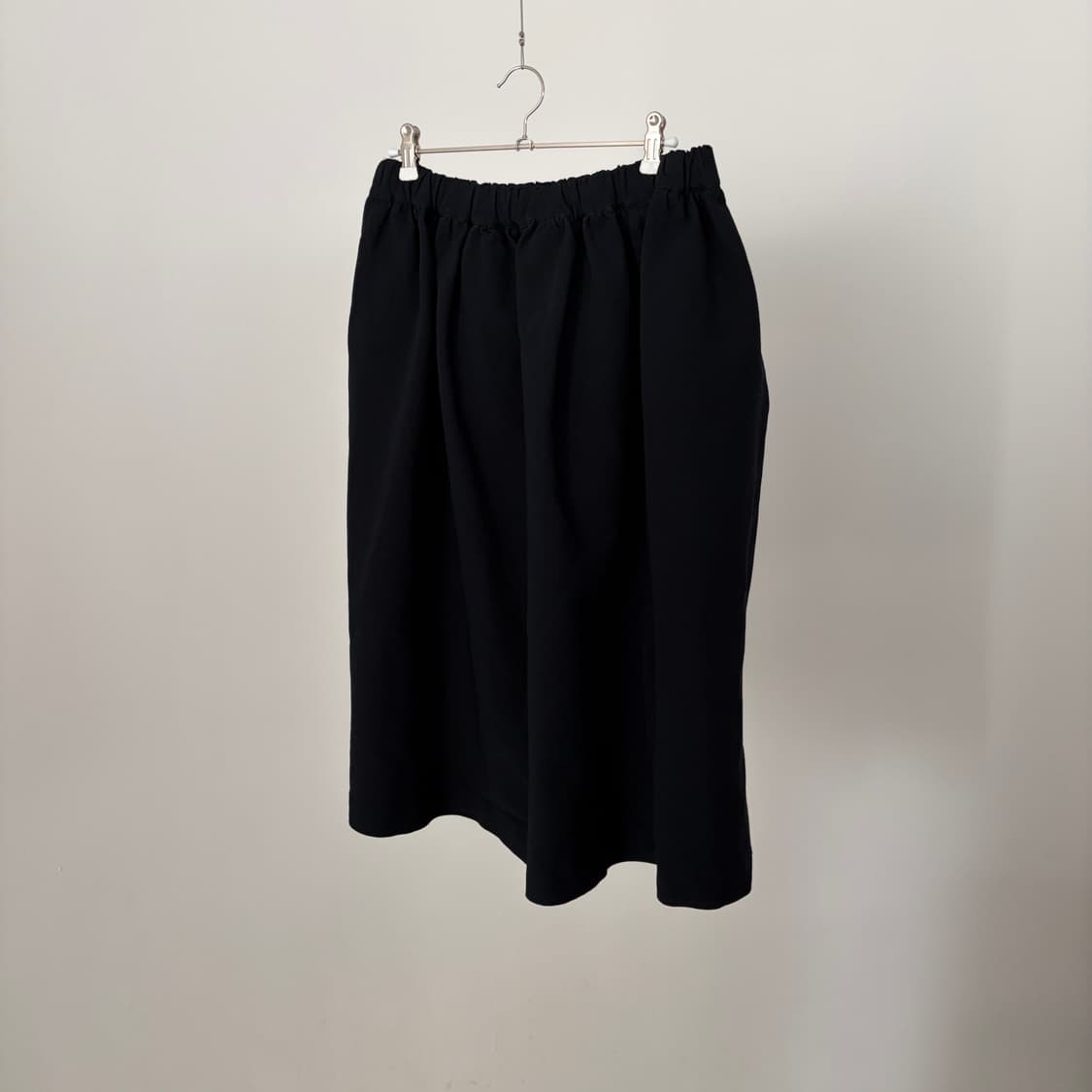 Cutting Line Detail Volume Skirt 상품이미지4