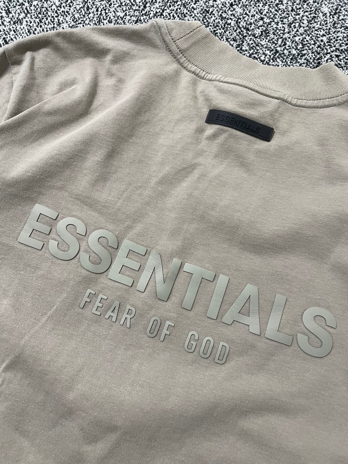 빈티지9. 피어오브갓 에센셜 롱 슬리브 긴팔 티셔츠 맨투맨 오트밀 토프 상품이미지3