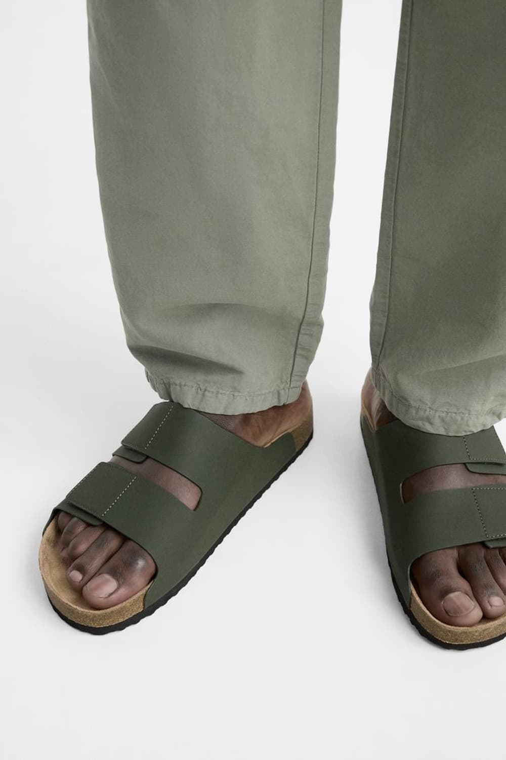 자라 버켄스탁 카키 샌들  상품이미지1