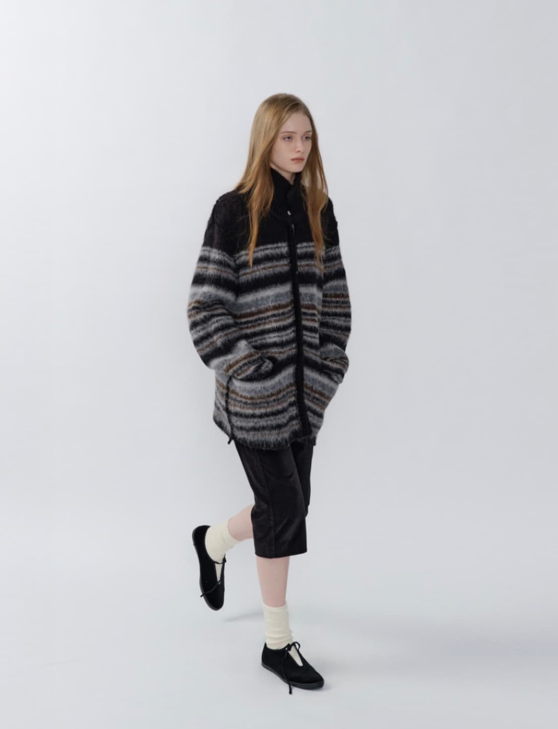 새상품 이어닝 WOOL TOGGLE REVERSIBLE KNIT COAT 상품이미지7