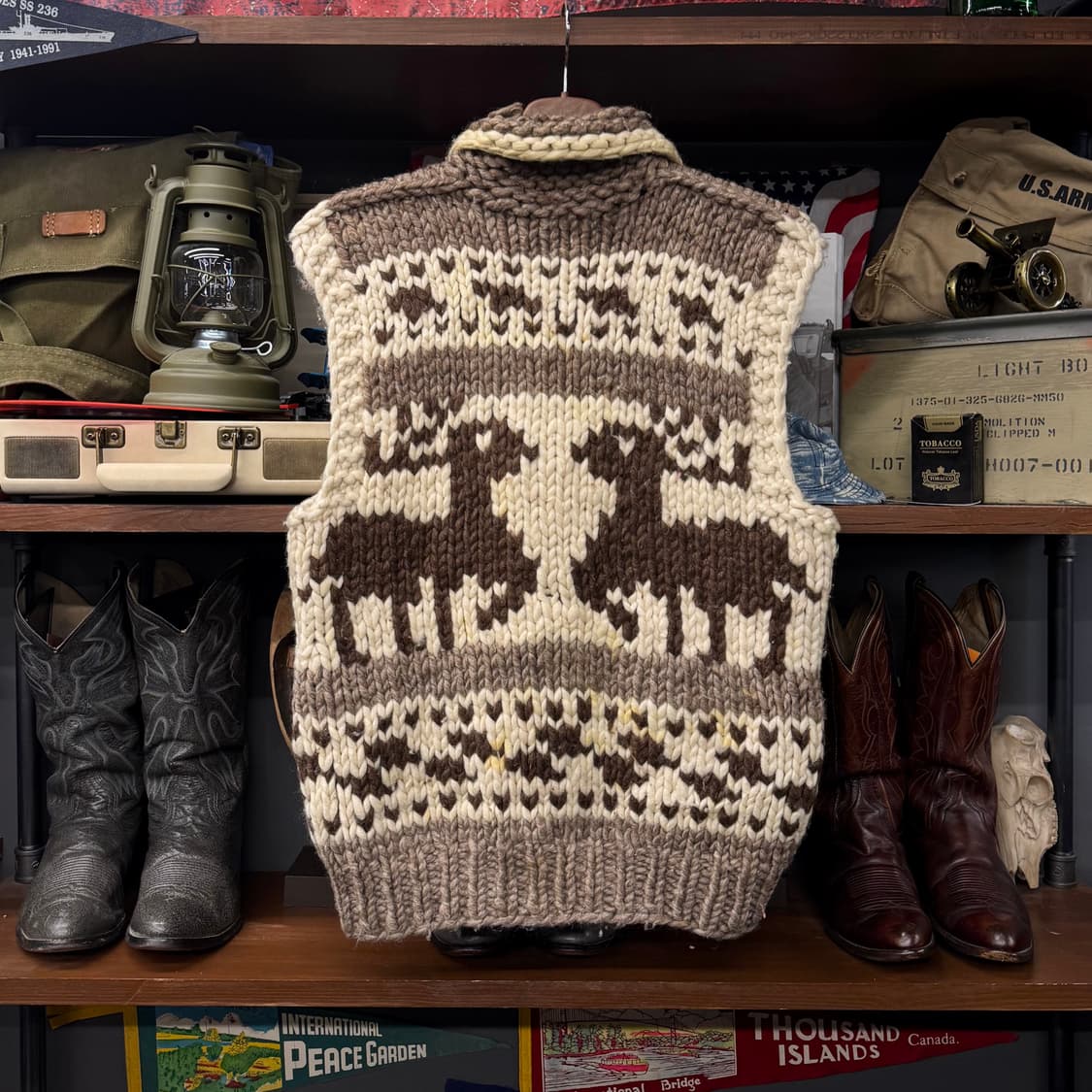 캐나디안 오리지널 순록 패턴 나무 단추 헤비 울 코위찬 베스트 N227 상품이미지2