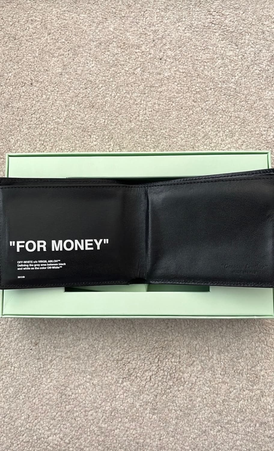 오프화이트 반지갑 상품이미지2