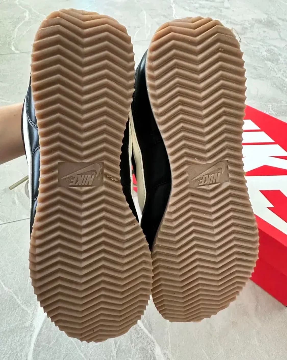 나이키 코르테즈 SE 블랙 검 브라운230 상품이미지4