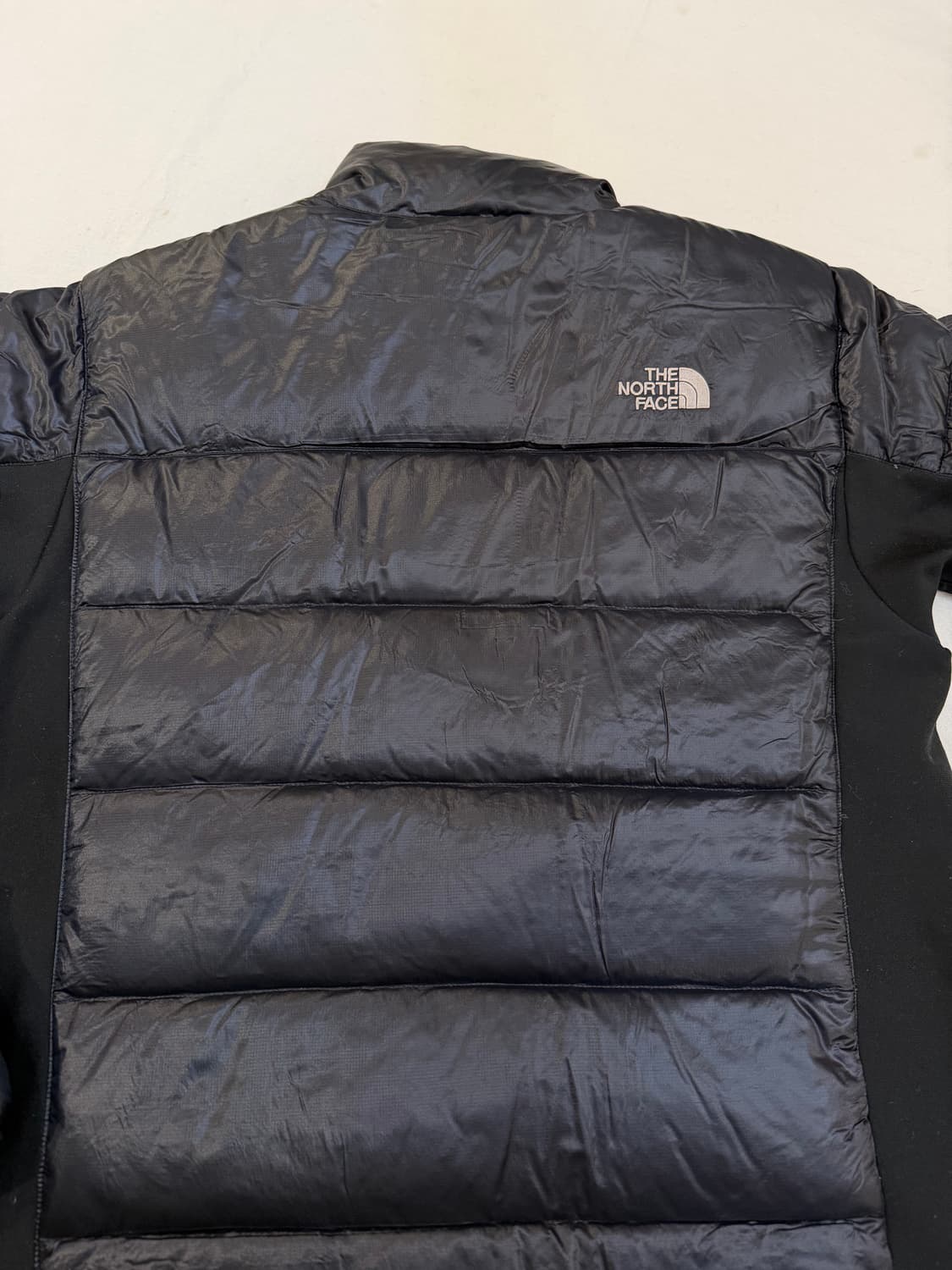 노스페이스 800필 일본판 하이브리드 경량패딩 블랙 상품이미지3