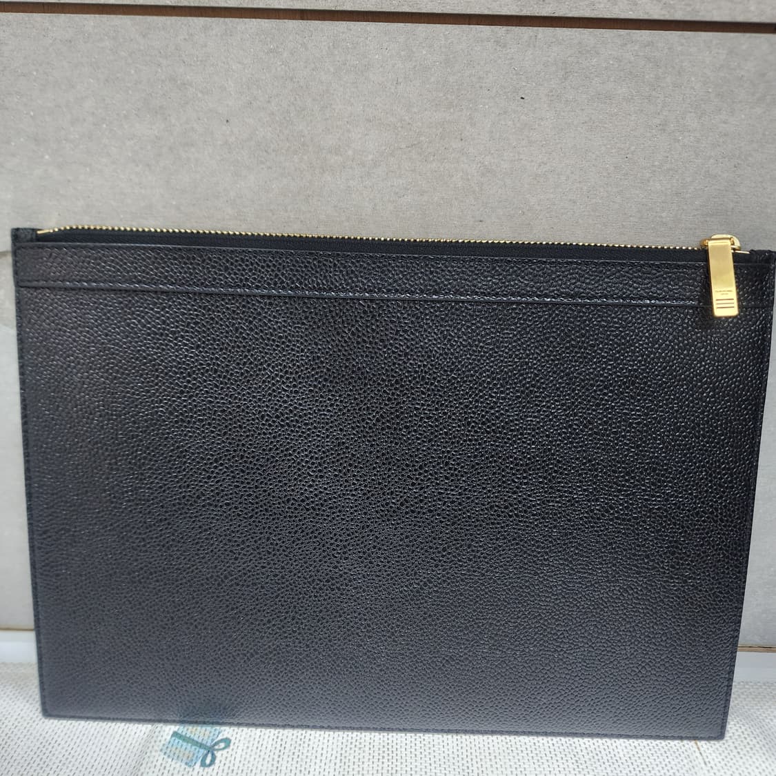 톰브라운 레더 클러치 스몰 새제품 상품이미지2