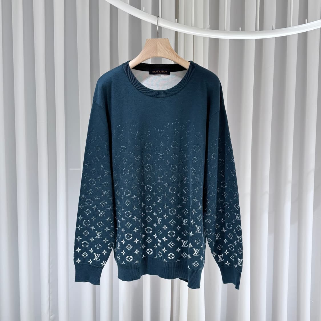 2XL / 루이비통 모노그램 그라데이션 니트  상품이미지1