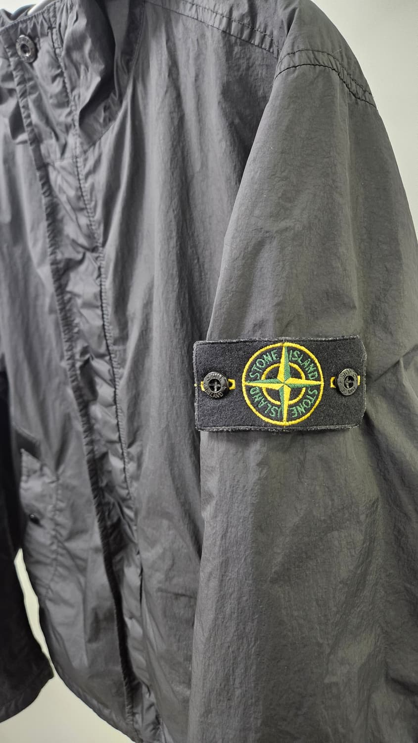 스톤아일랜드 25ss크링클랩스 후드 바람막이자켓 블랙(M) 상품이미지4