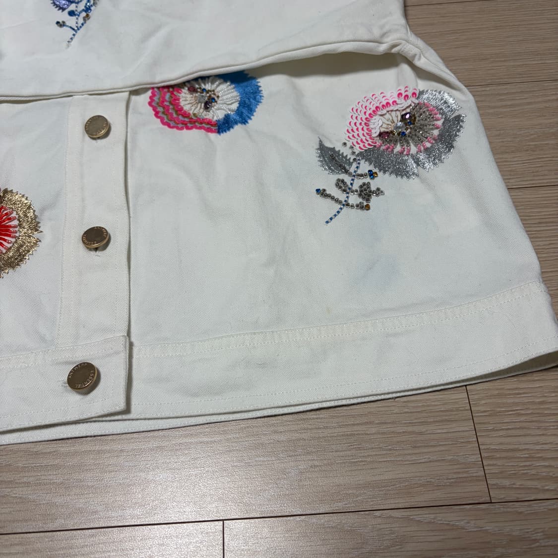 에센셜 앤트워프 자수패치 트랙자켓 상품이미지8