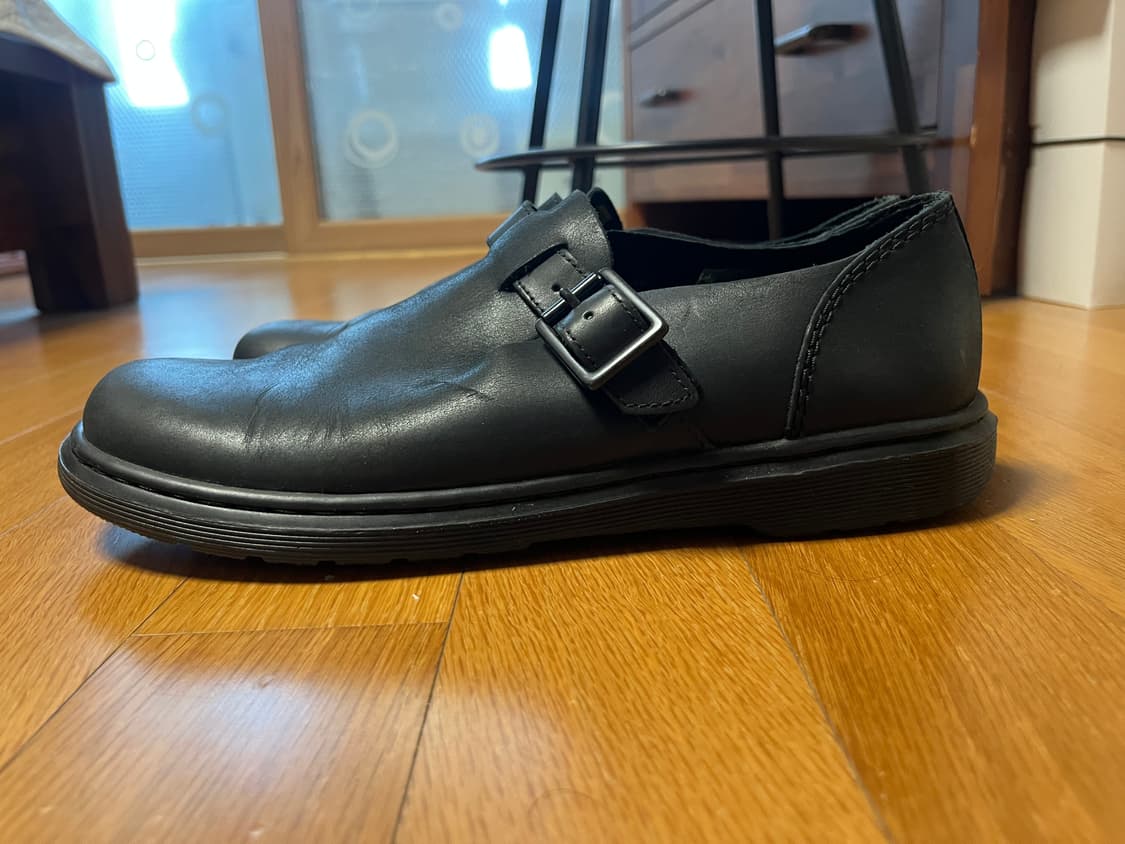 닥터마틴 패트리샤 UK8 black 상품이미지3