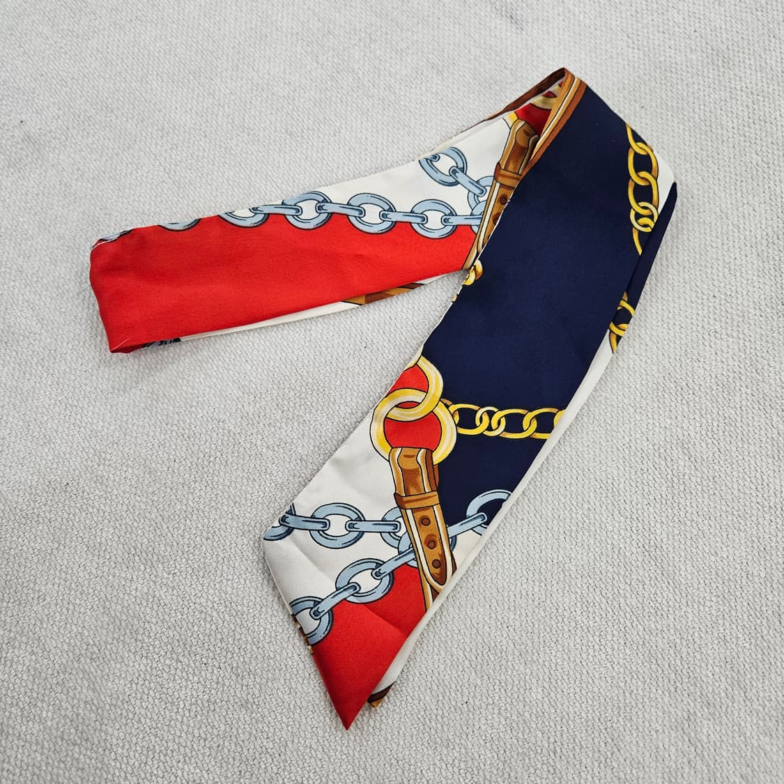 [실측확인] 고급 체인 패턴 실크 스카프 0121Y2 상품이미지1