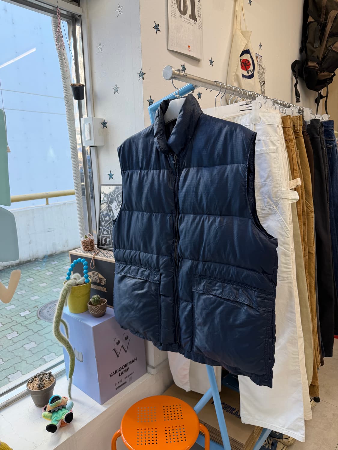 A frostline down vest 상품이미지2
