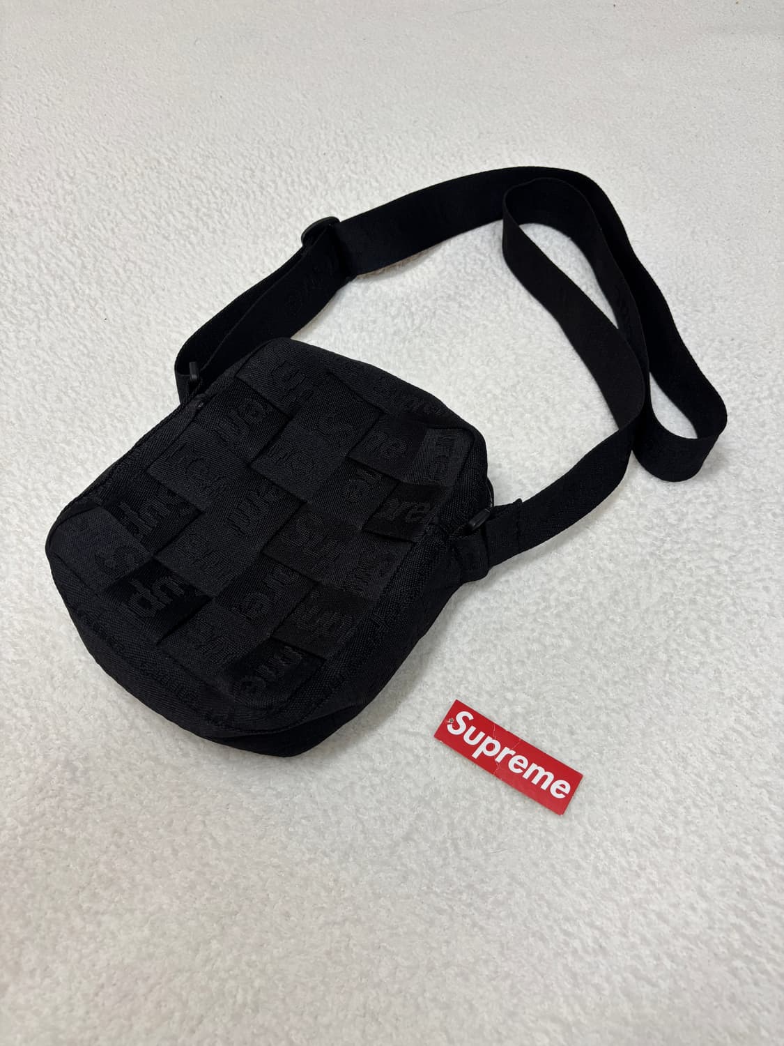 슈프림 크로스백 (새상품) 상품이미지1