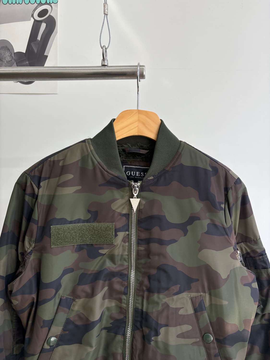 GUESS 항공점퍼 상품이미지2