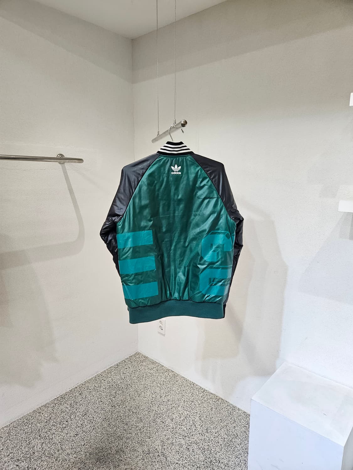 아디다스 리버시블 빅로고 양면 자켓 상품이미지2