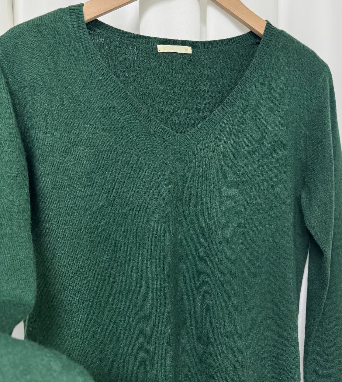 GU 그린 브이넥 니트  상품이미지4