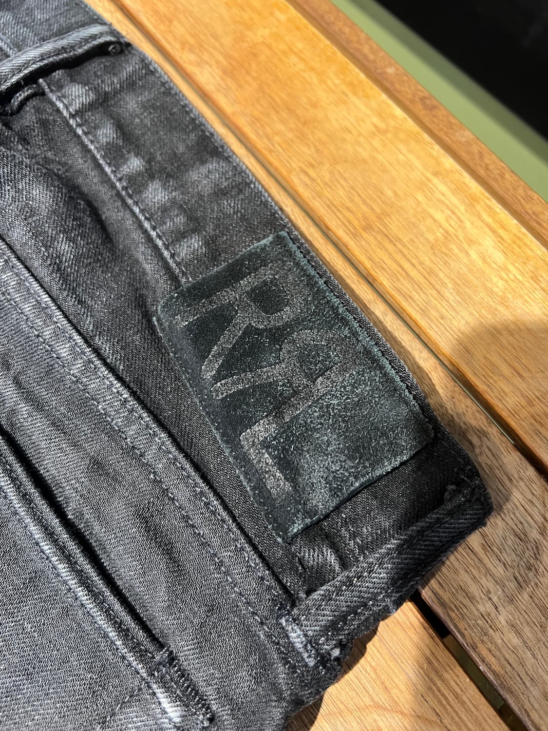 RRL 블랙 셀비지 슬림핏 데님 팬츠 상품이미지6