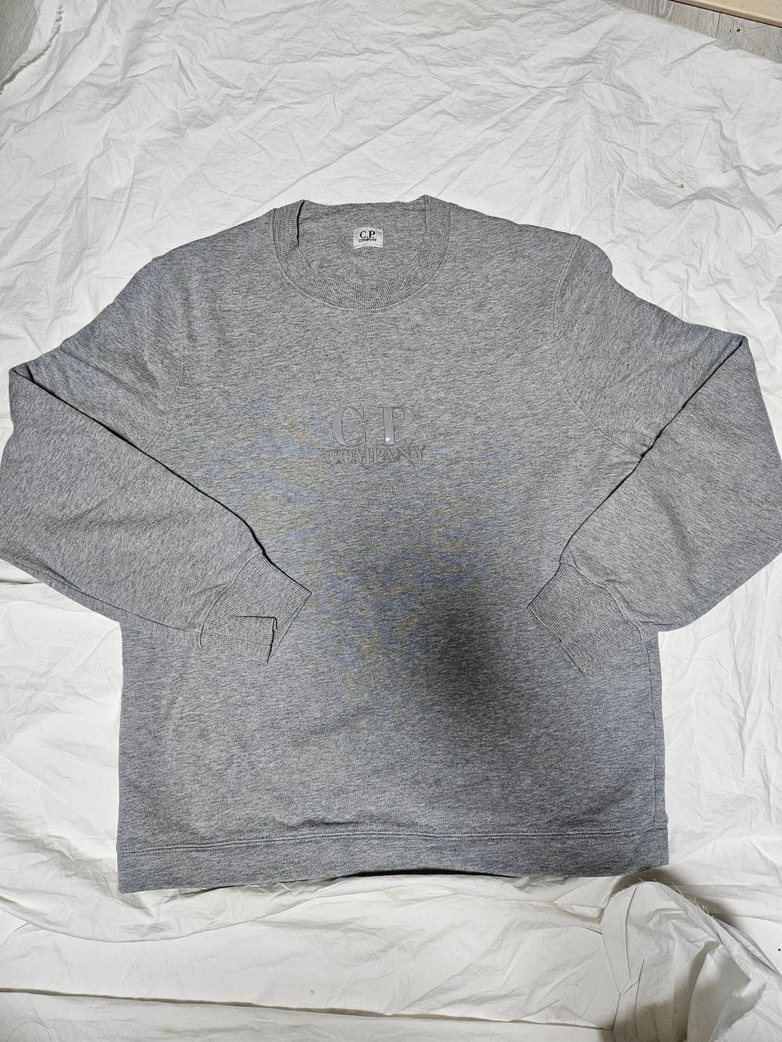 C.P컴퍼니 히든로고 맨투맨 그레이 L 상품이미지1