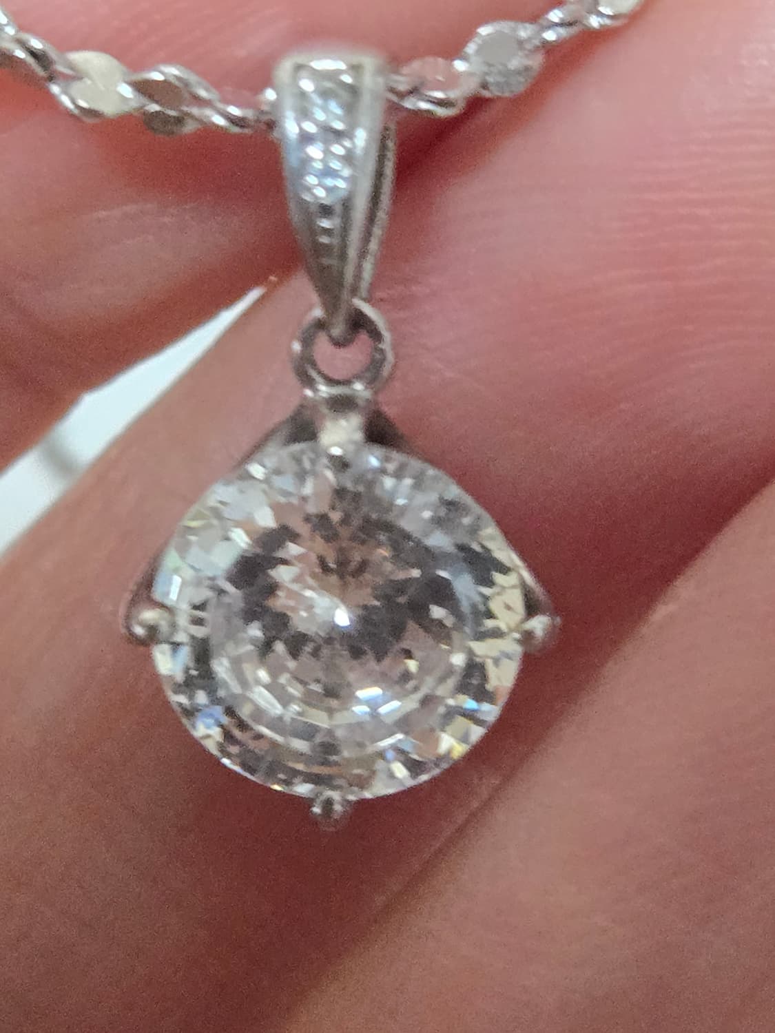 제목 (후르츠)
빈티지 실버 925 큐빅 솔리테어 네크리스 미니 펜던트 상품이미지10