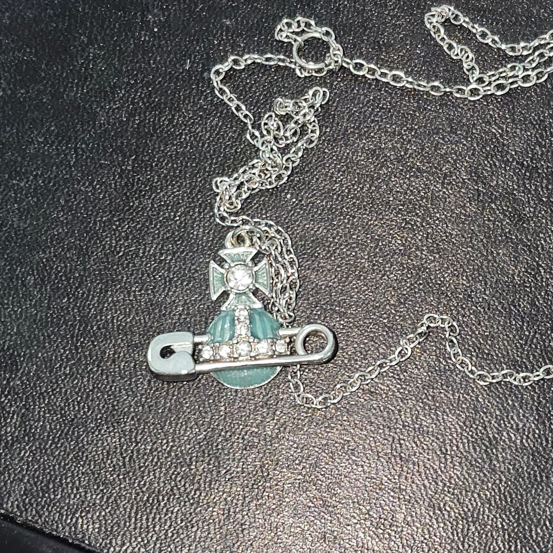 비비안웨스트우드 목걸이 상품이미지2