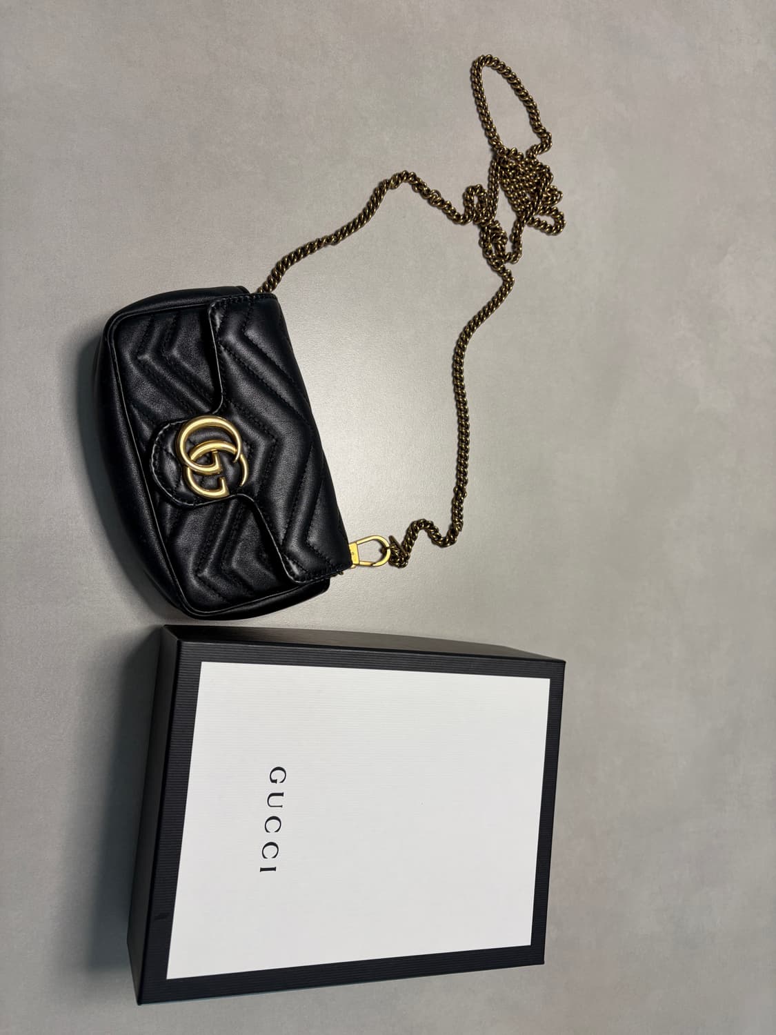 공홈 구매 정품 / 구찌 마틀라세 미니 체인백 블랙 상품이미지2